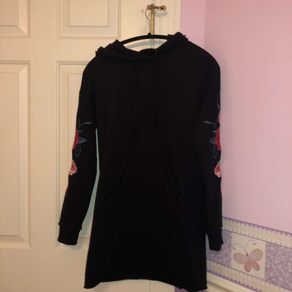 SWEATER DRESS